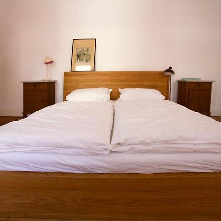 Boutique-Ferienwohnung Im Alten Weinhaus Moser 그런스타트 외부 사진