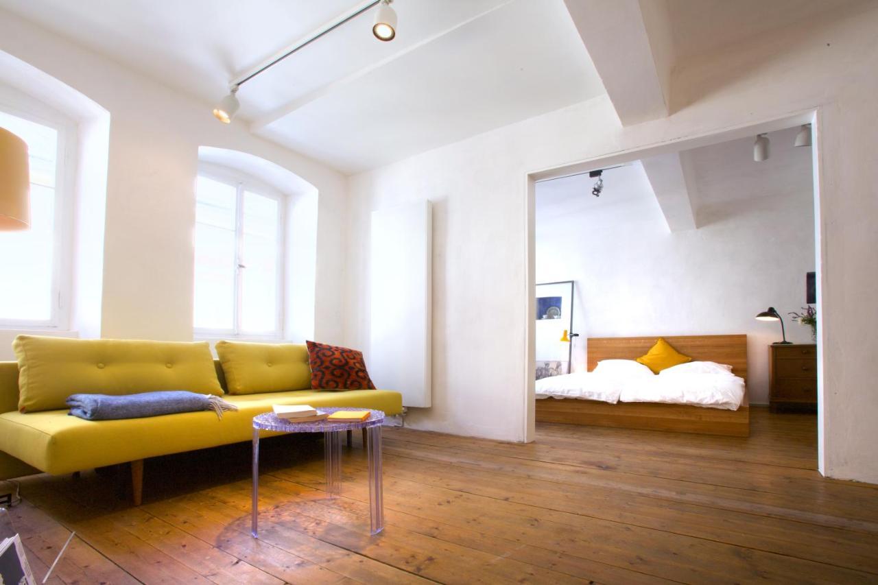 Boutique-Ferienwohnung Im Alten Weinhaus Moser 그런스타트 외부 사진