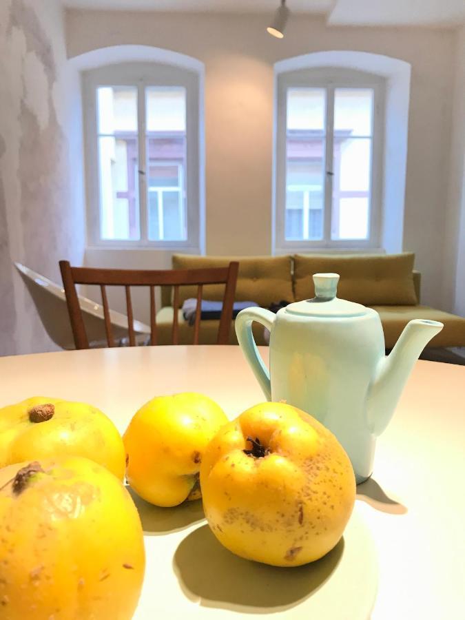 Boutique-Ferienwohnung Im Alten Weinhaus Moser 그런스타트 외부 사진