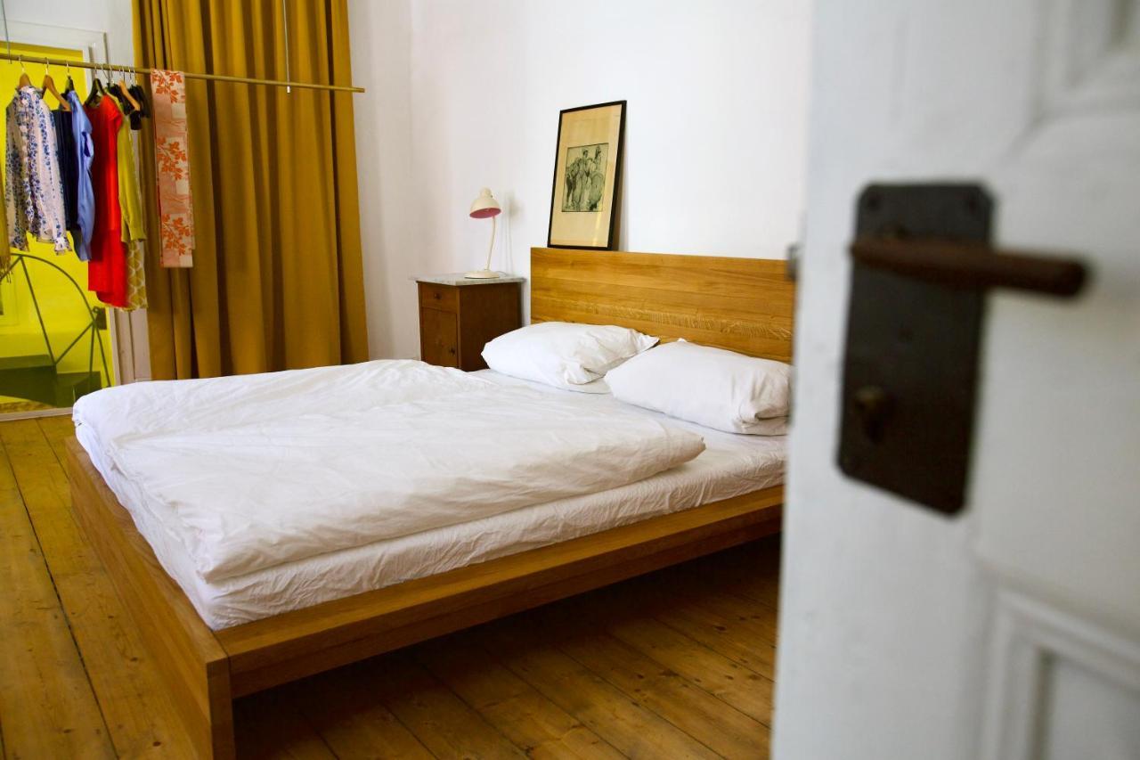 Boutique-Ferienwohnung Im Alten Weinhaus Moser 그런스타트 외부 사진