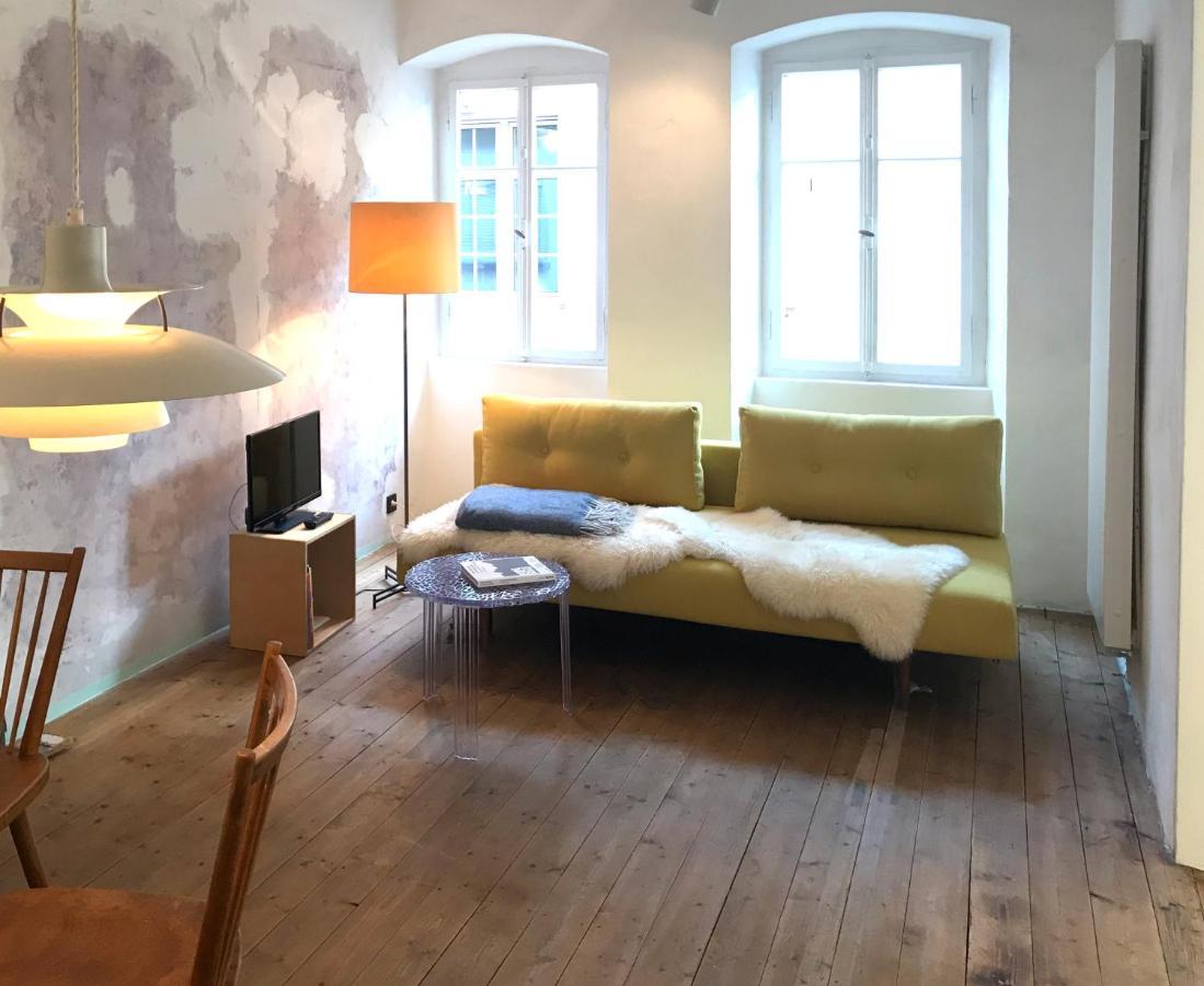 Boutique-Ferienwohnung Im Alten Weinhaus Moser 그런스타트 외부 사진